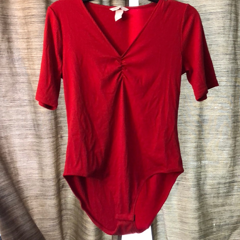 red H&M body suit
